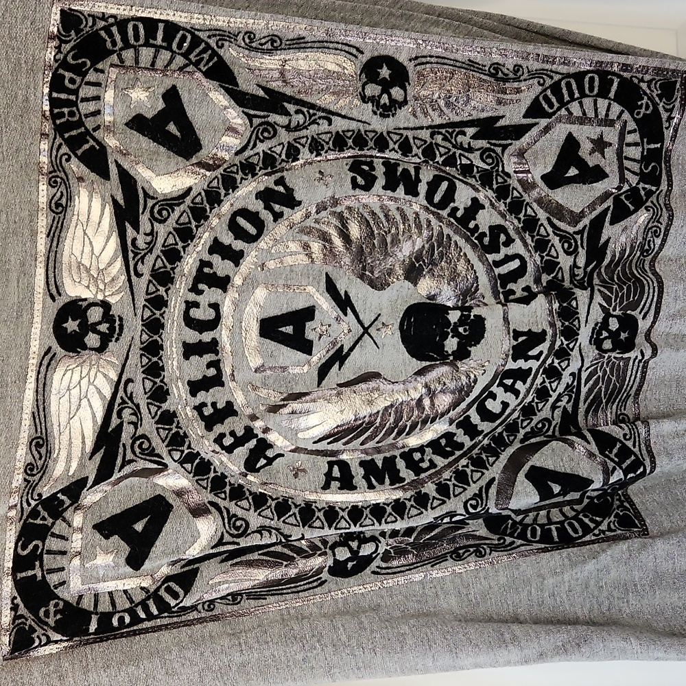 Affliction Gray Graphic Women's Top